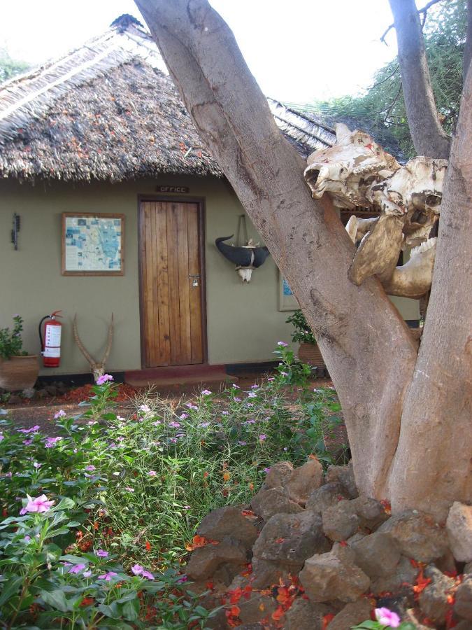 Severin Safari Camp Tsavo West National Park Dış mekan fotoğraf